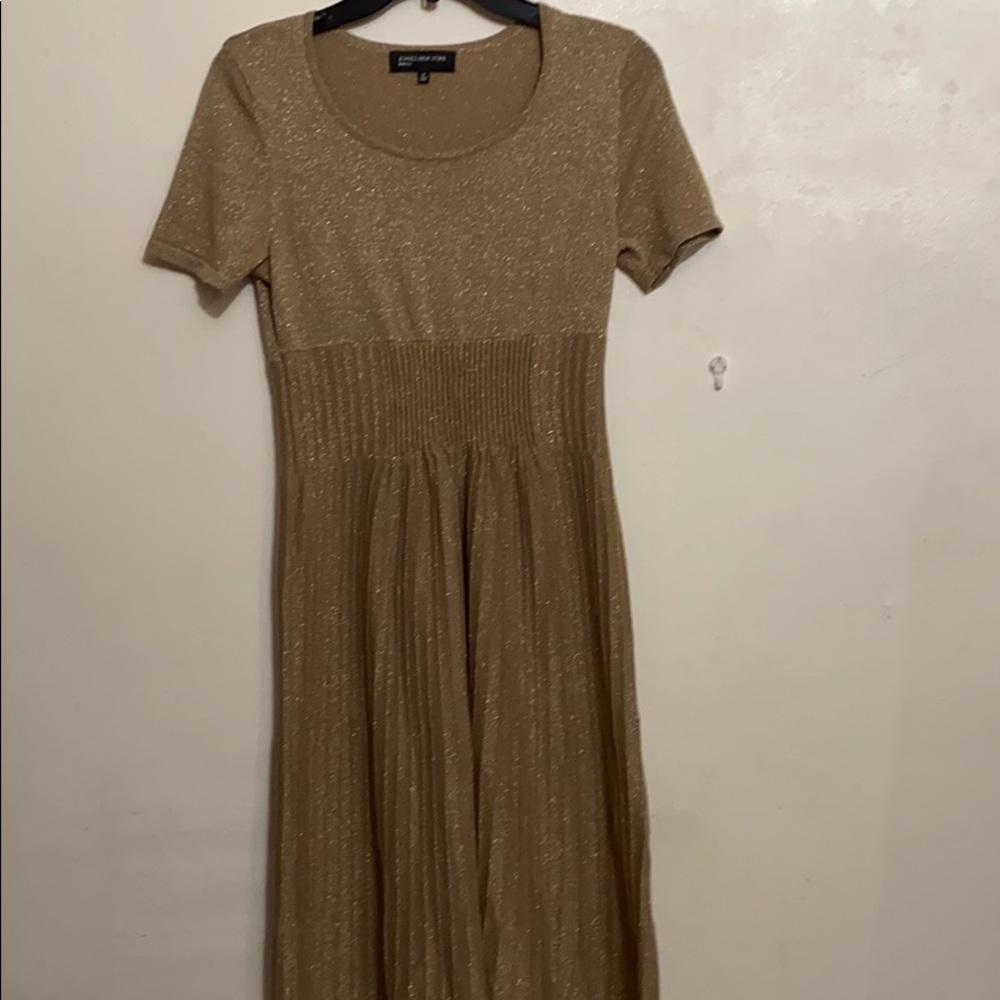 SALE 🔥Jones New York gold sparkle dress